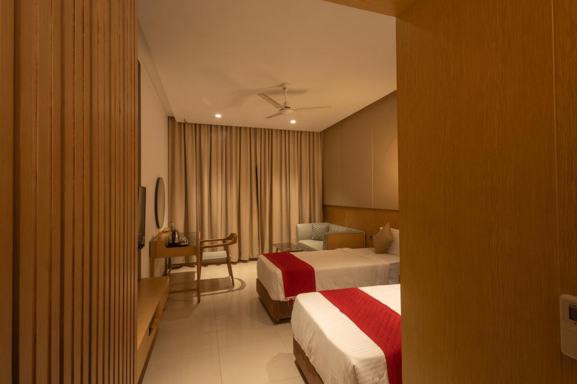 Hotel Parsons Court Dindigul Esterno foto