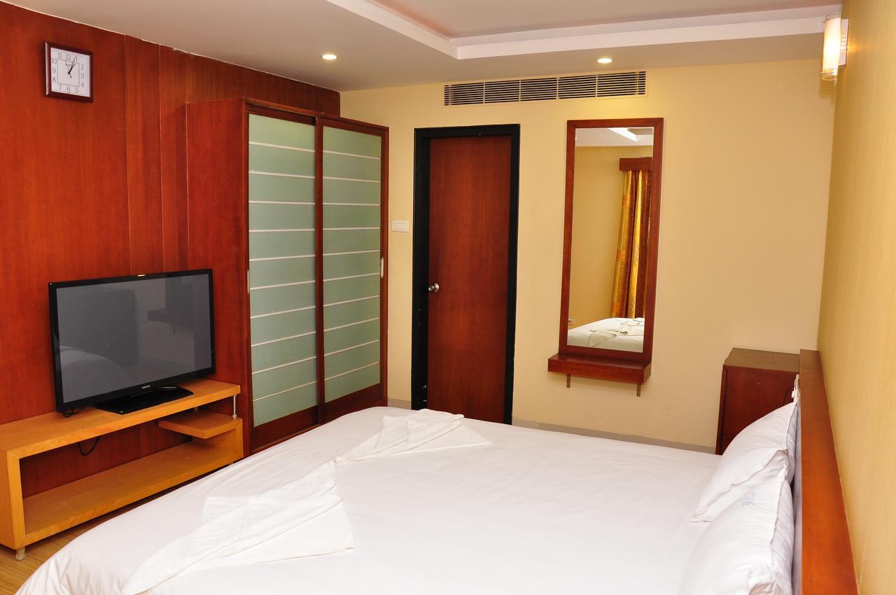 Hotel Parsons Court Dindigul Esterno foto